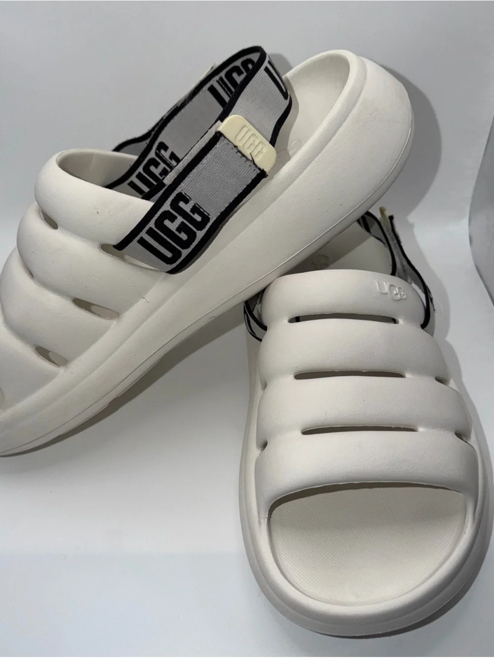 UGG cushioned puffer